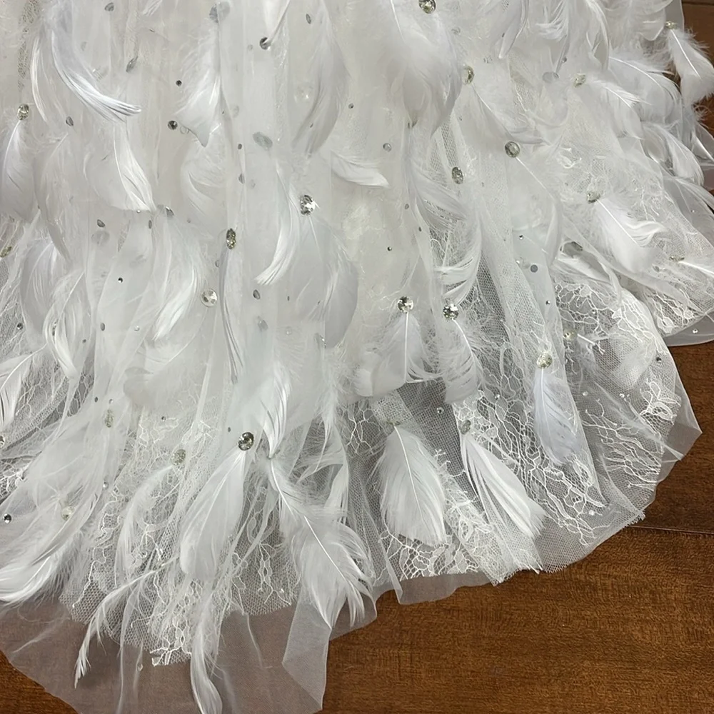 NWT Mac Duggal White Feather Rhinestone Sweetheart Strapless Gown Dress Wedding